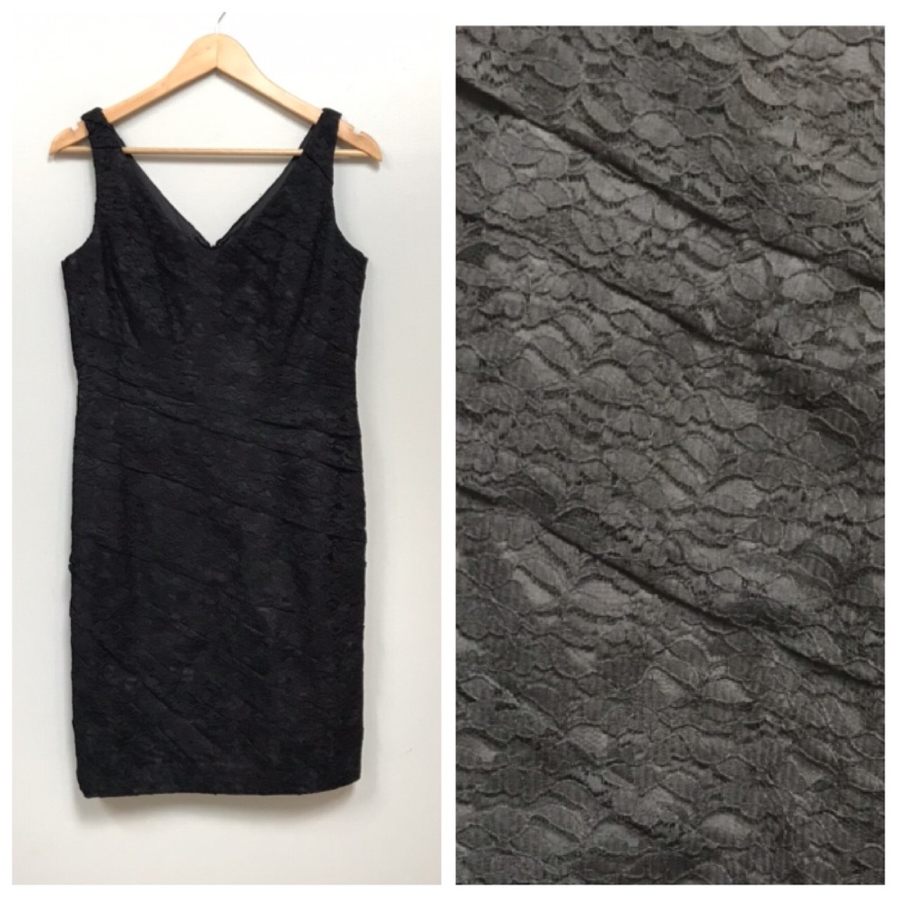 *JUST REDUCED* Ann Taylor Lace Cocktail Dress
